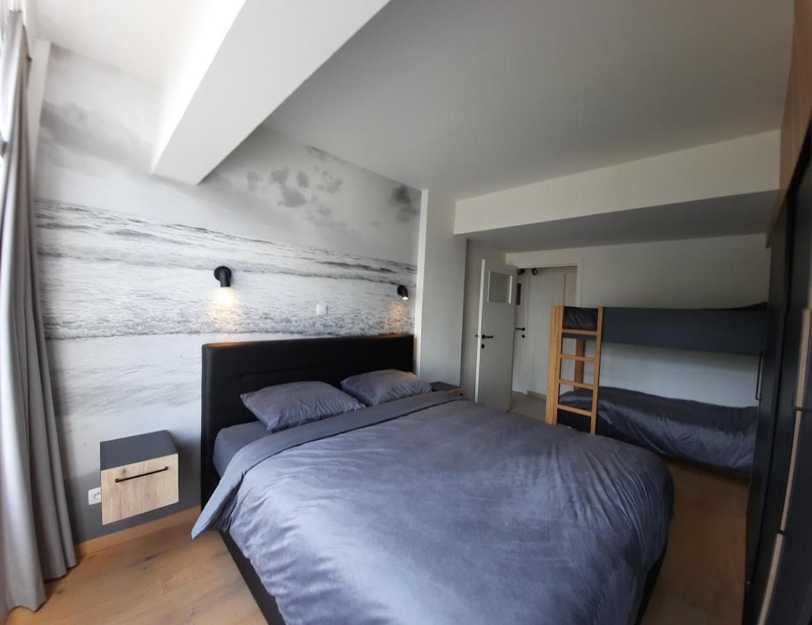 Comme Chez Soi: Central Apartment with Free Parking Ostend Exterior photo