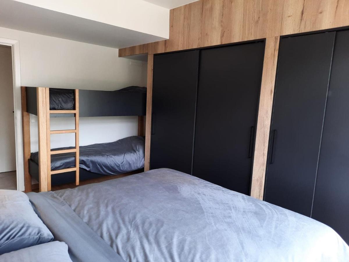 Comme Chez Soi: Central Apartment with Free Parking Ostend Exterior photo