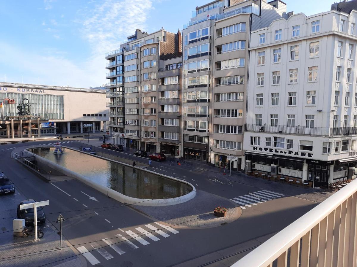 Comme Chez Soi: Central Apartment with Free Parking Ostend Exterior photo